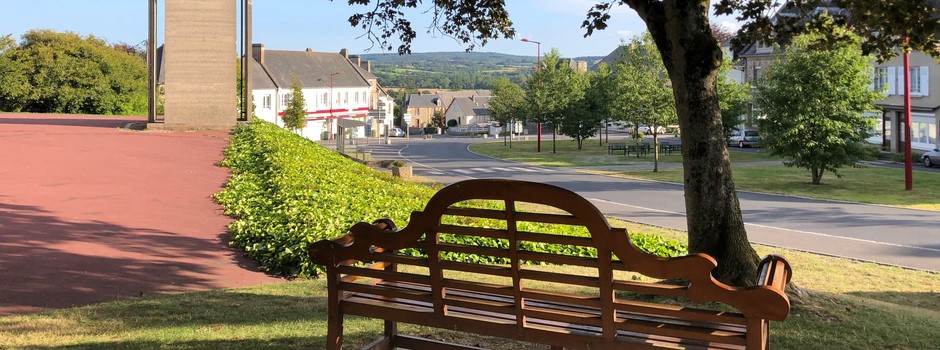 vue de Cahagnes du banc.jpg