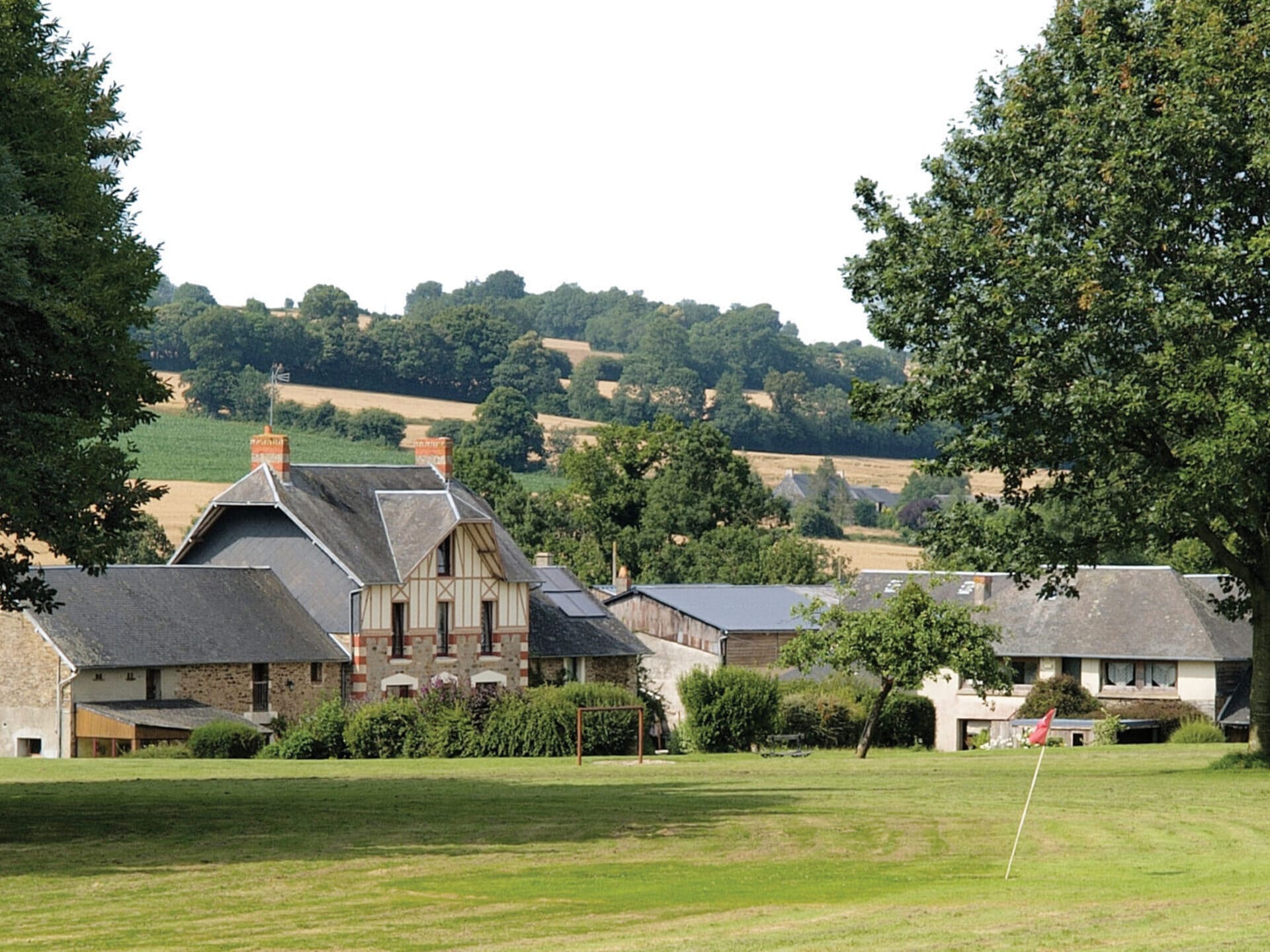 Mairie_Cahagnes_Locations